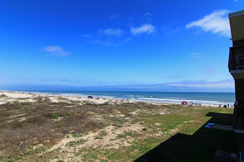 Island House Beachfront Condo Hotel Corpus Christi Exterior photo